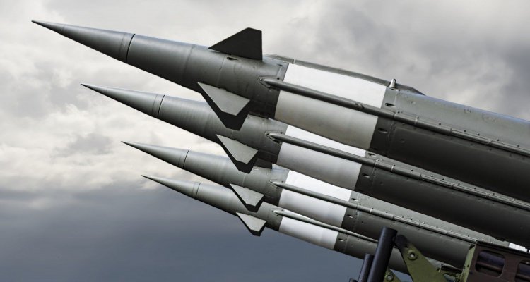 Putin's nuclear arsenal: Are the threats real? How can the rest of the world respond