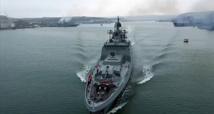В акваторії Чорного моря перебувають 8 російських кораблів, на борту яких понад 15 крилатих ракет — ОК Південь
