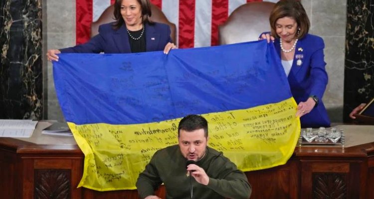 Яна Слєсарчук: Республіканці готові покласти Україну під ялинку Путіну