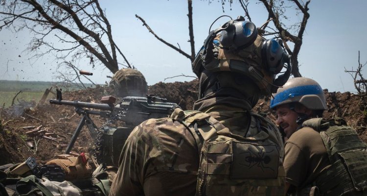 Украинское наступление усиливается - российская оборона ослабевает